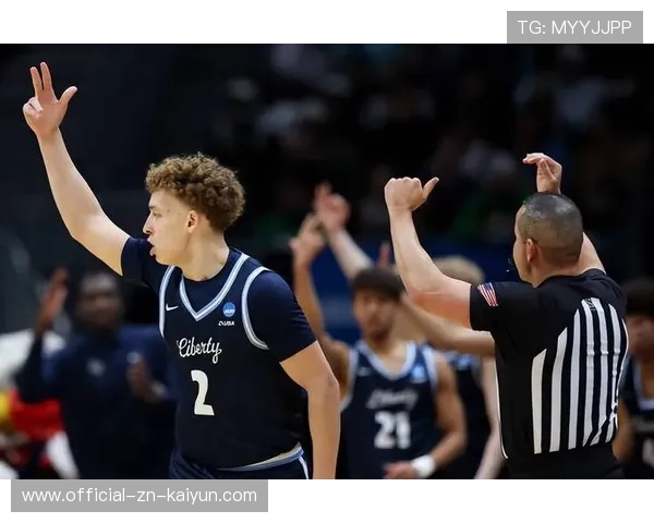 爵士大胜步行者再亮眼：联盟新星崛起，战术精妙展现实力